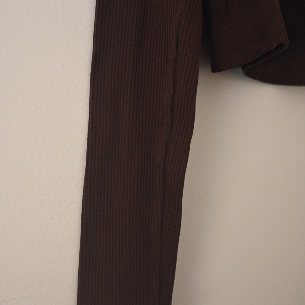Bershka Dark Brown Asymmetrical Long Sleeve Crop Top Size Large Modern Y2K - Picture 6 of 6
